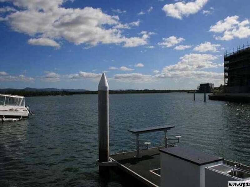Lot 239 (17) Queen Anne Court, Sovereign Islands QLD 4216